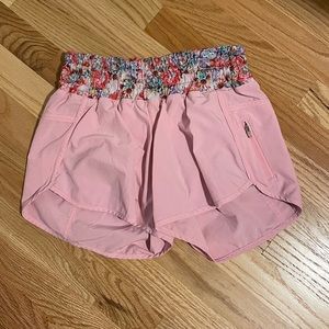 Lululemon Tracker IV Shorts